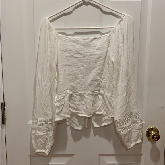 Off the shoulder white top - Picture 5 of 6